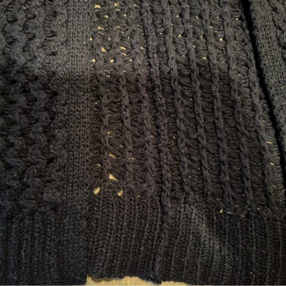 Forever 21 Deep Blue Textured Women’s Cardigan- size- medium. Great condition! - Picture 10 of 10
